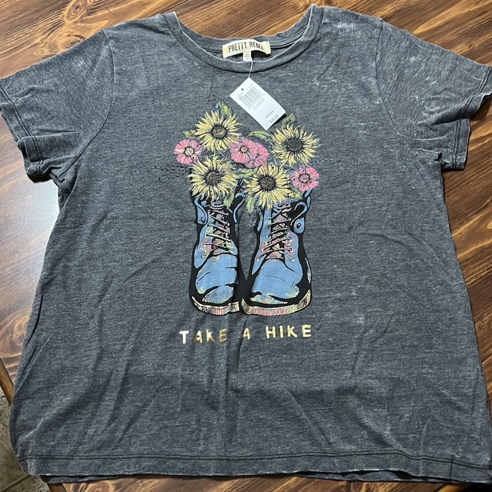 NWT pretty rebel size XL